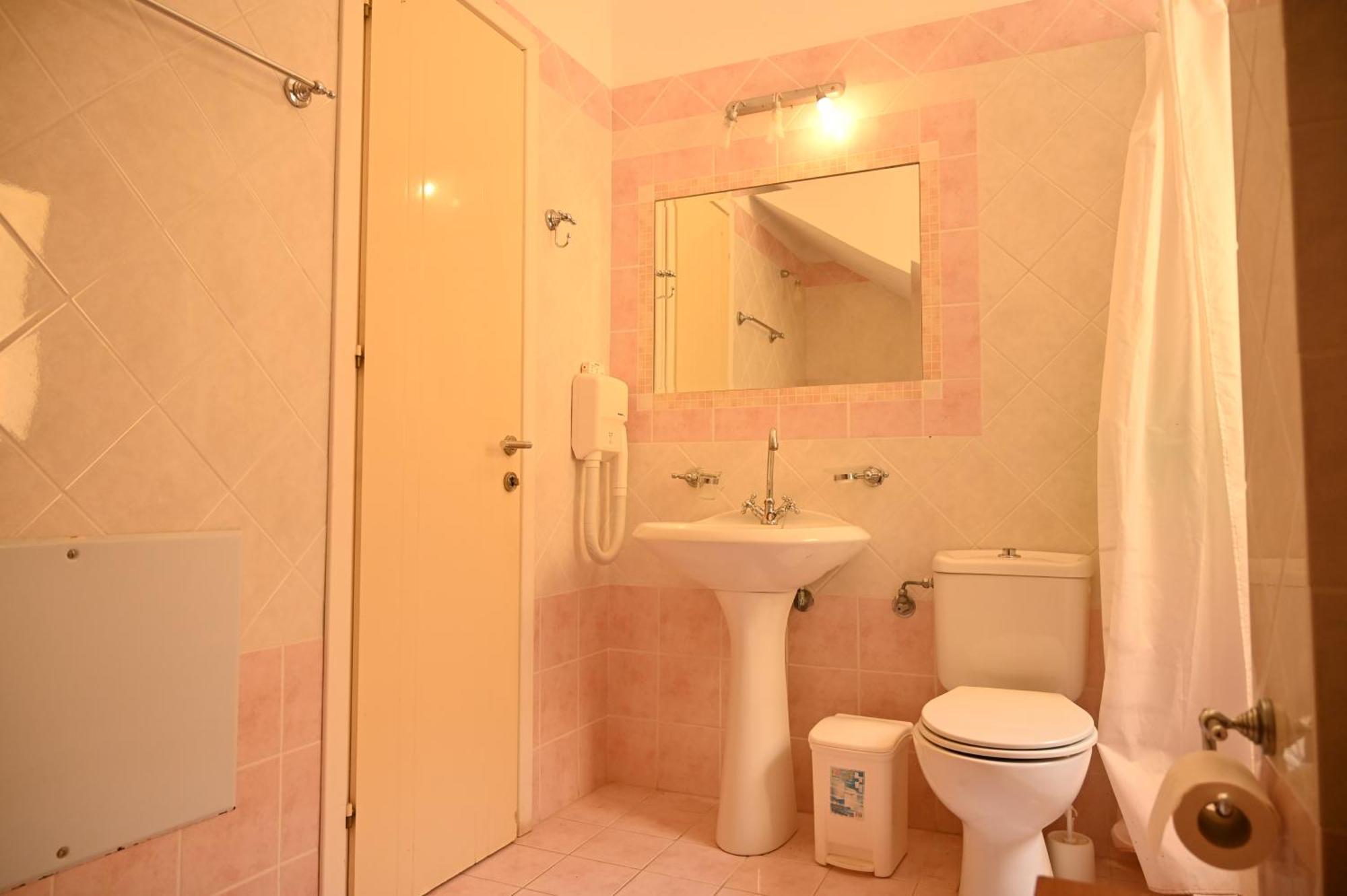 Liocharis Villas 로우드하타 외부 사진